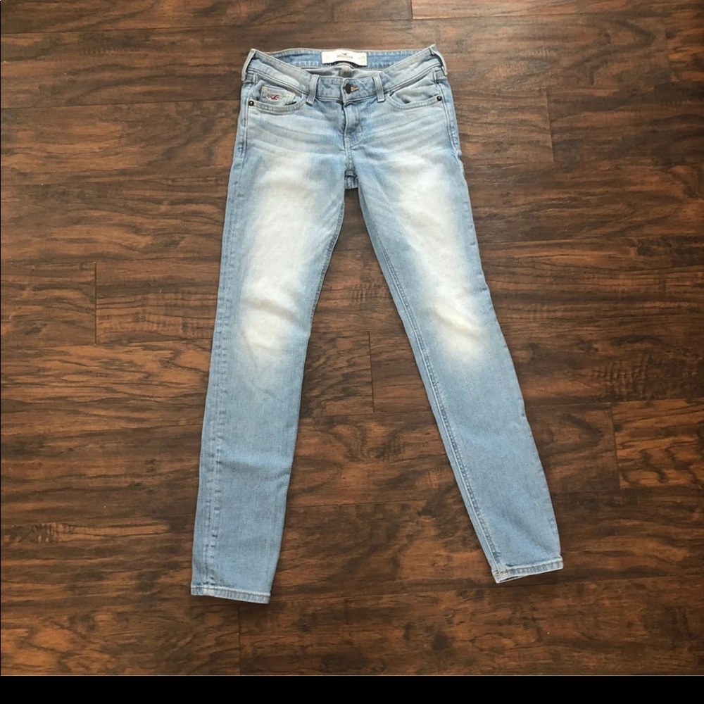 SOLD!!! Hollister Skinny Jeans SOLD!!!